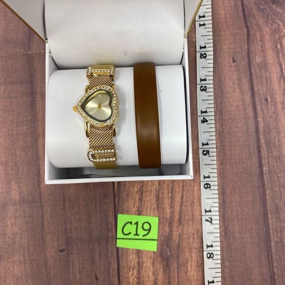 MACY’S CUBIC ZIRCONIA GOLD “I ❤️ U” WATCH AND BROWN BRACELET SET PL09 - Picture 4 of 4